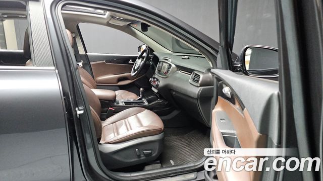 Kia Sorento 2015 — photo 18