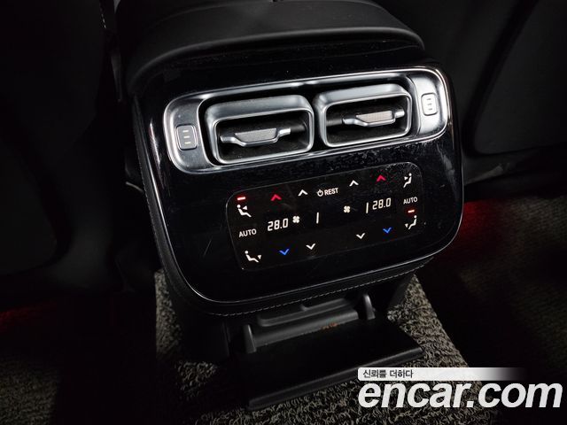 Mercedes-Benz S-Class 2021 — photo 18