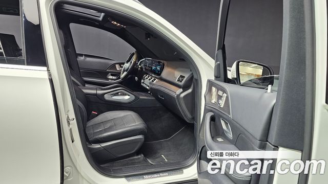 Mercedes-Benz GLS-Class 2022 — photo 10