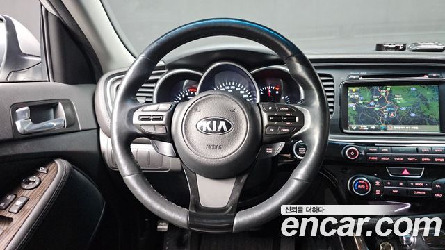 Kia K5 2015 — photo 11