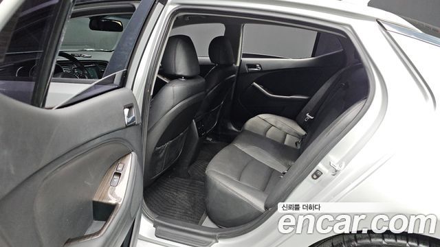 Kia K5 2015 — photo 19