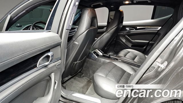 Porsche Panamera 2012 — photo 10