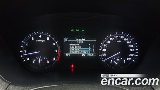 Genesis G80 2017 — photo 8