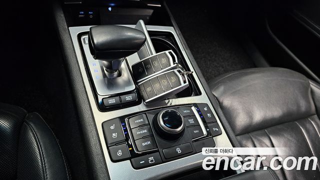 Genesis G80 2017 — photo 9