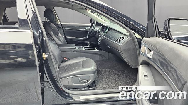 Genesis G80 2017 — photo 11