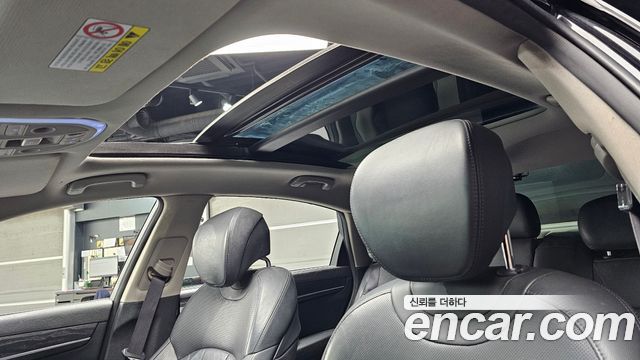 Genesis G80 2017 — photo 19