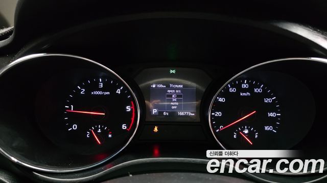 Kia Canival 2019 — photo 8