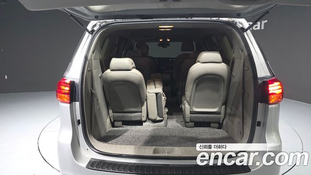 Kia Canival 2019 — photo 20