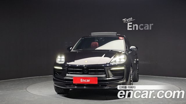 Porsche Macan 2024 — photo 3