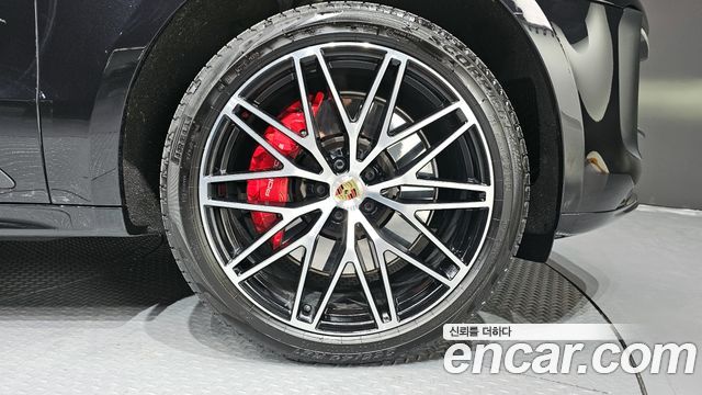 Porsche Macan 2024 — photo 5