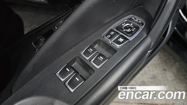 Hyundai Grandeur 2015 — photo 14