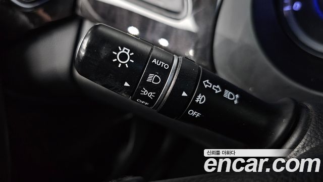 Hyundai Grandeur 2015 — photo 16