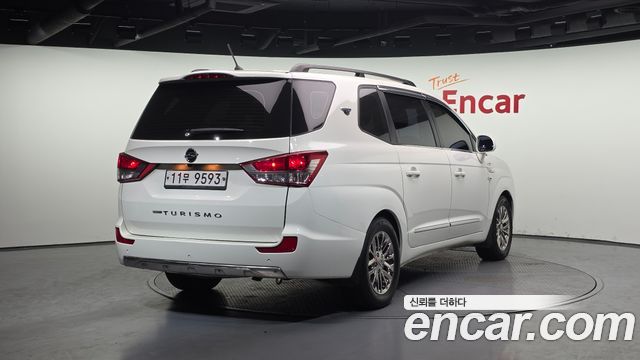 KG Mobility KORANDO 2015 — photo 2