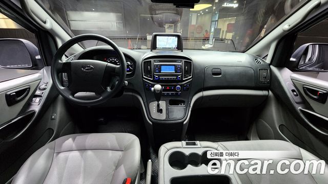 Hyundai Starex 2019 — photo 7