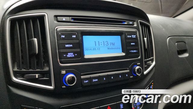 Hyundai Starex 2019 — photo 17