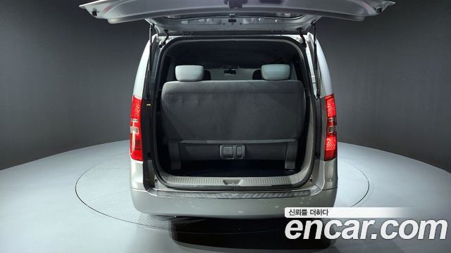 Hyundai Starex 2019 — photo 20