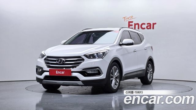 Hyundai Santafe 2016 — photo 1