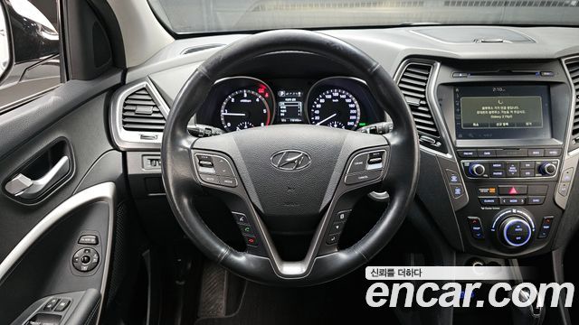 Hyundai Santafe 2016 — photo 13