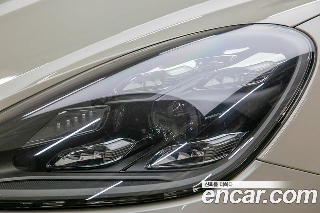 Porsche Cayenne 2021 — photo 8