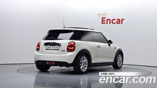 Mini Cooper 2014 — photo 2