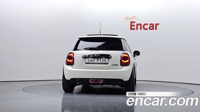 Mini Cooper 2014 — photo 4