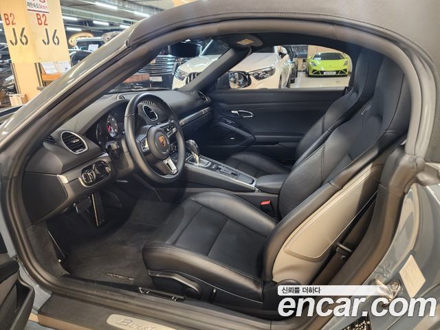 Porsche 718 2017 — photo 6