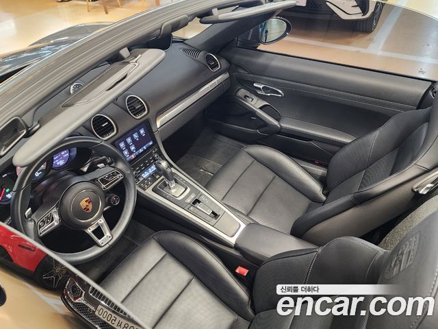 Porsche 718 2017 — photo 17