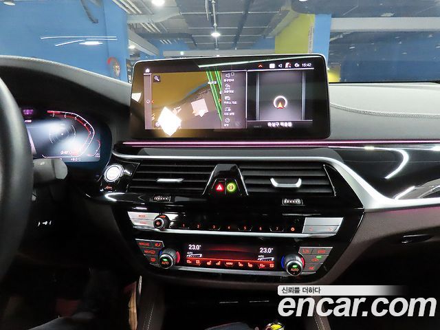 BMW Gran Turismo 2023 — photo 5