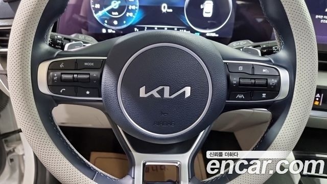 Kia Sportage 2022 — photo 9