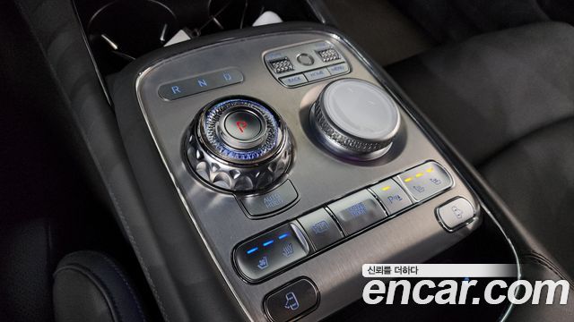 Genesis G90 2023 — photo 9