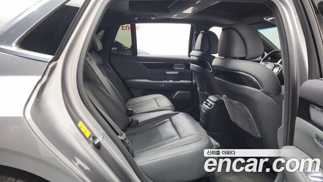 Genesis G90 2023 — photo 12