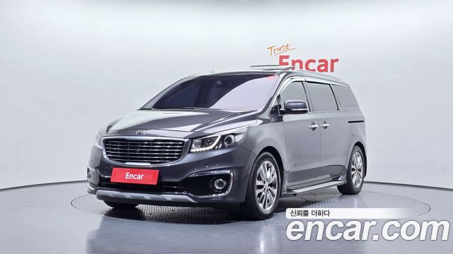 Kia Canival 2016 — photo 1