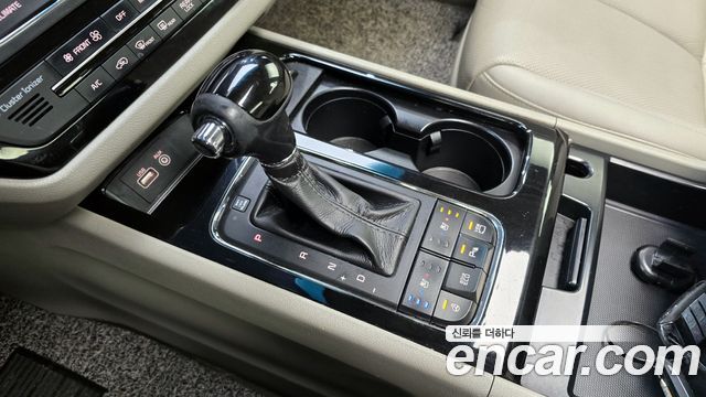 Kia Canival 2016 — photo 9