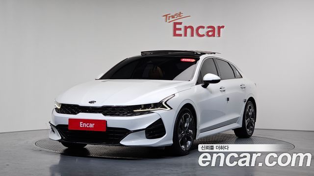 Kia K5 2020 — photo 1