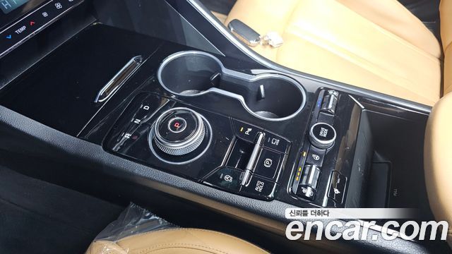 Kia K5 2020 — photo 9
