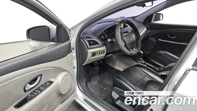 Renault Korea SM3 2010 — photo 11