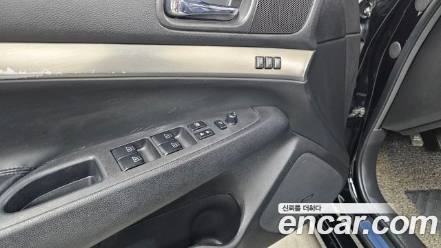 Infiniti G 2011 — photo 14