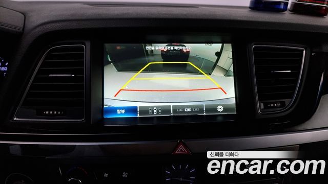 Hyundai Genesis 2015 — photo 16