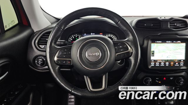Jeep Renegade 2021 — photo 14