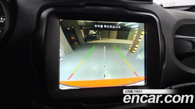 Jeep Renegade 2021 — photo 15