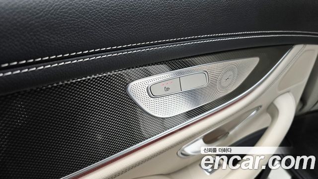 Mercedes-Benz CLS-Class 2019 — photo 19