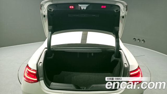 Mercedes-Benz CLS-Class 2019 — photo 20