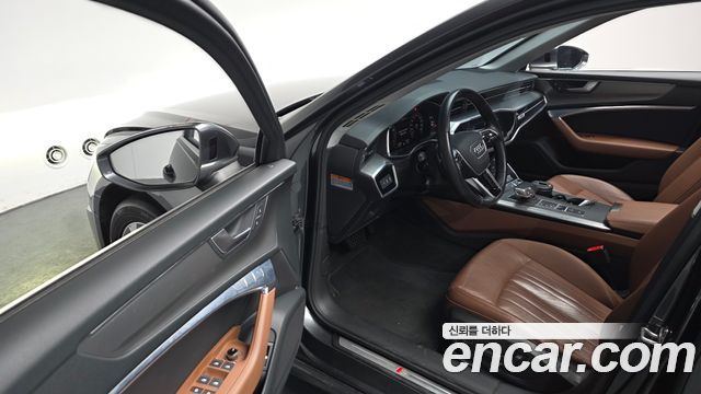 Audi A6 2021 — photo 12