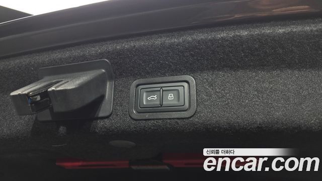 Audi A6 2021 — photo 20
