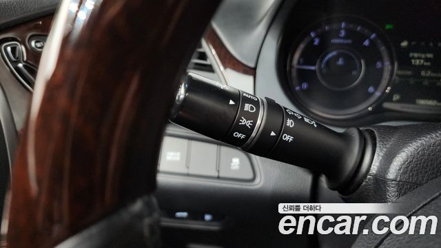 Hyundai Grandeur 2015 — photo 14