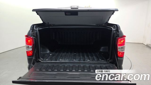 KG Mobility Rexton 2019 — photo 20