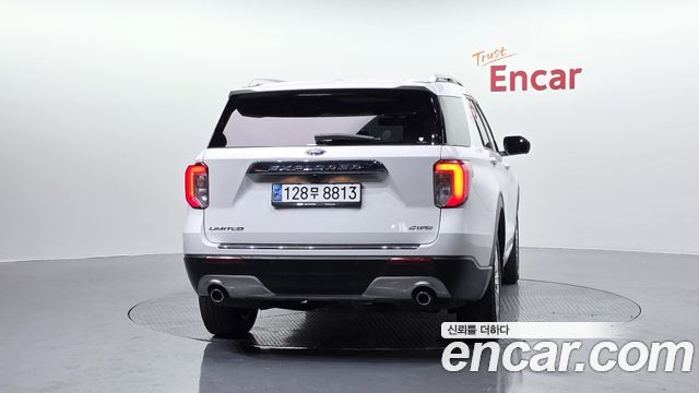 Ford Explorer 2021 — photo 4
