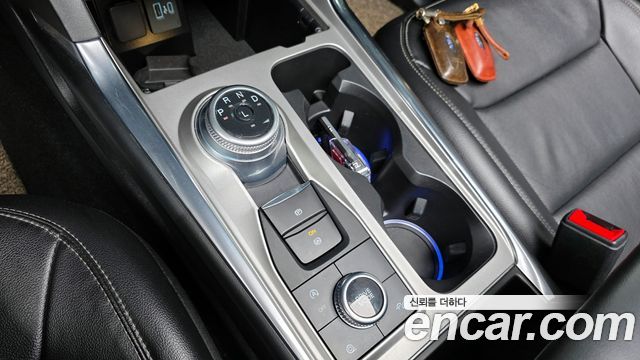 Ford Explorer 2021 — photo 9