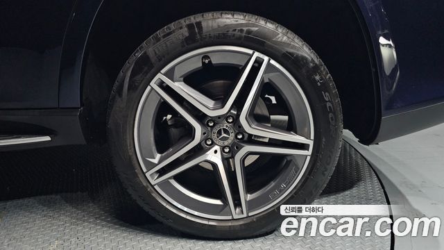 Mercedes-Benz GLS-Class 2022 — photo 5