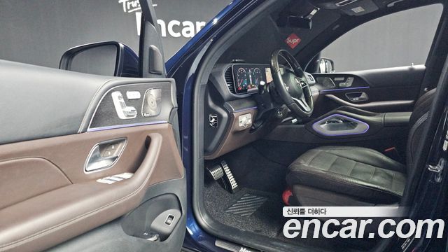 Mercedes-Benz GLS-Class 2022 — photo 10